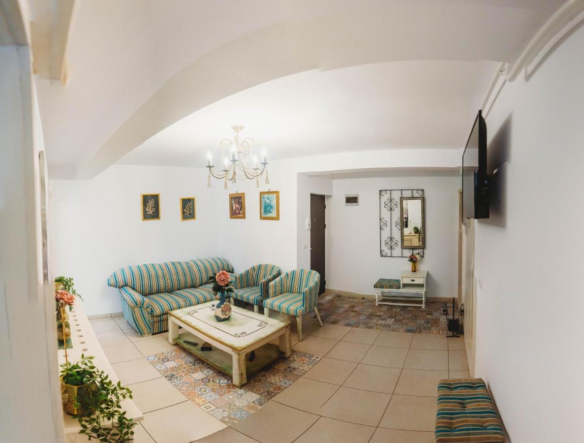La Contessa Apartament Târgu Neamț Exterior photo